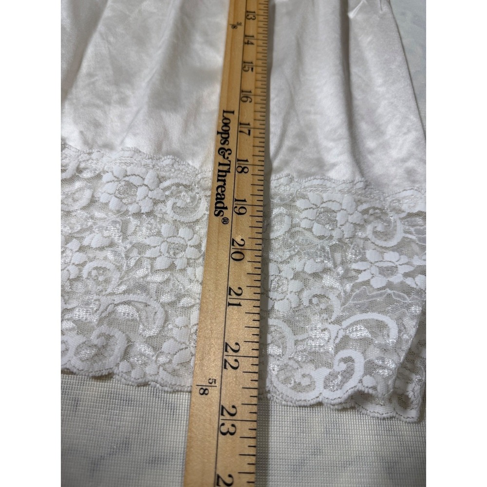 Vintage Ivory Nylon Half Slip Lace Trim Side Slit Elastic Waist Size Medium - Picture 4 of 13